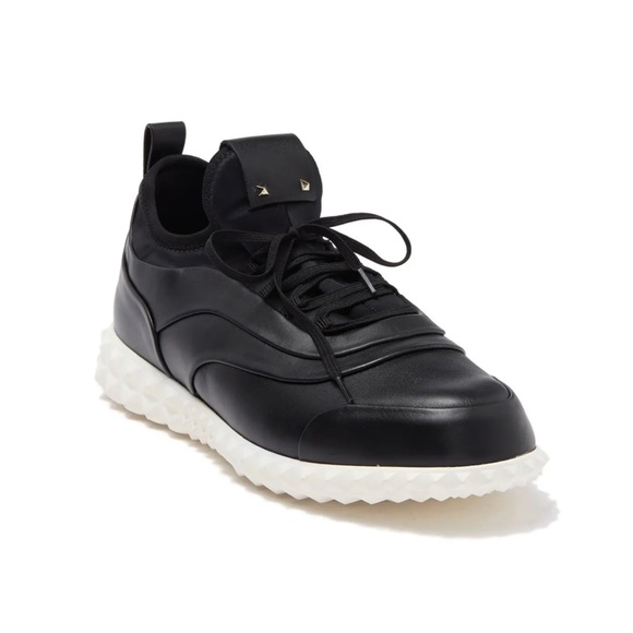 Valentino Garavani Shoes - Valentino Nero *NEW* sneakers